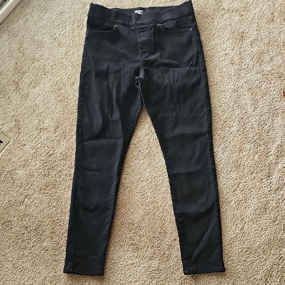 Levi Strauss Signature Gold Black Pull On Skinny Jeans 31